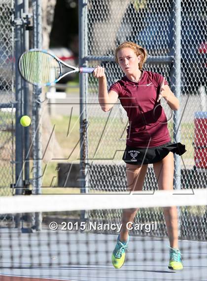 Thumbnail 2 in Gregory-Portland, Calallen vs. Uvalde, Flour Bluff  (UIL 5A Area Playoff) photogallery.