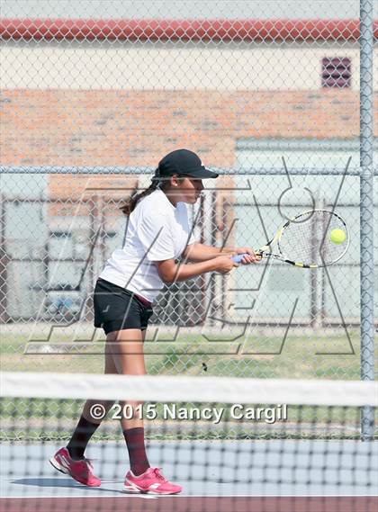 Thumbnail 2 in Gregory-Portland, Calallen vs. Uvalde, Flour Bluff  (UIL 5A Area Playoff) photogallery.