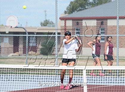 Thumbnail 2 in Gregory-Portland, Calallen vs. Uvalde, Flour Bluff  (UIL 5A Area Playoff) photogallery.
