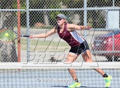 Thumbnail 3 in Gregory-Portland, Calallen vs. Uvalde, Flour Bluff  (UIL 5A Area Playoff) photogallery.