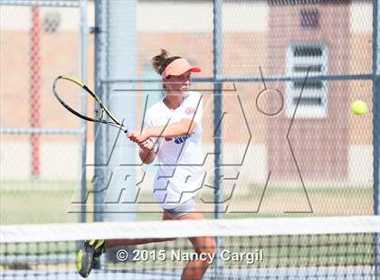 Thumbnail 2 in Gregory-Portland, Calallen vs. Uvalde, Flour Bluff  (UIL 5A Area Playoff) photogallery.