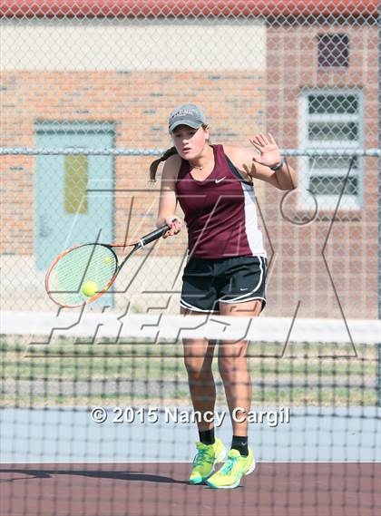 Thumbnail 2 in Gregory-Portland, Calallen vs. Uvalde, Flour Bluff  (UIL 5A Area Playoff) photogallery.
