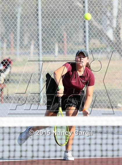 Thumbnail 3 in Gregory-Portland, Calallen vs. Uvalde, Flour Bluff  (UIL 5A Area Playoff) photogallery.