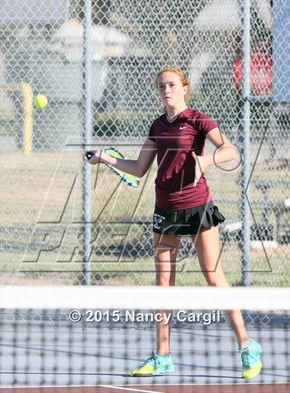 Thumbnail 1 in Gregory-Portland, Calallen vs. Uvalde, Flour Bluff  (UIL 5A Area Playoff) photogallery.