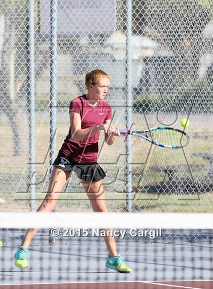 Thumbnail 2 in Gregory-Portland, Calallen vs. Uvalde, Flour Bluff  (UIL 5A Area Playoff) photogallery.