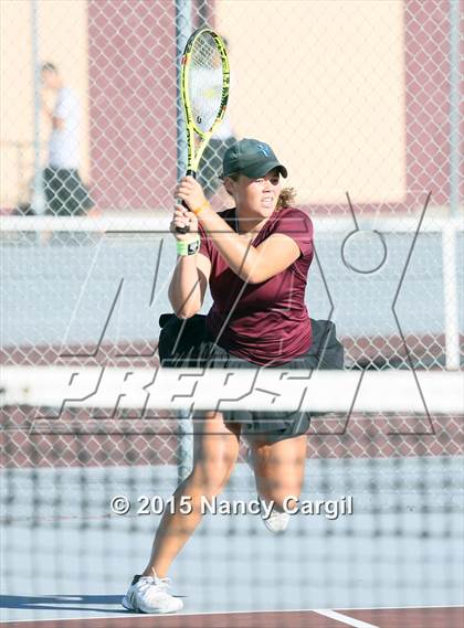 Thumbnail 1 in Gregory-Portland, Calallen vs. Uvalde, Flour Bluff  (UIL 5A Area Playoff) photogallery.
