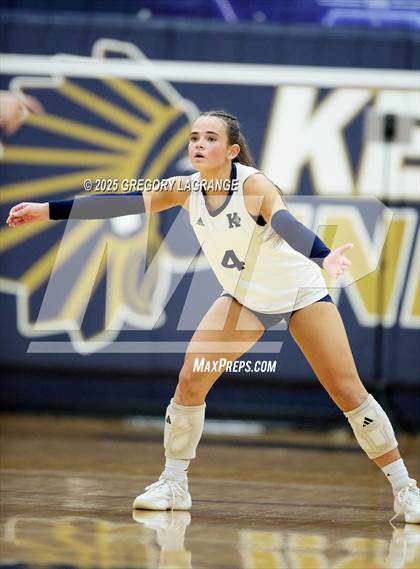 Thumbnail 2 in Southlake Carroll vs Keller photogallery.