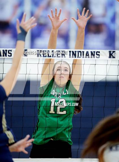Thumbnail 3 in Southlake Carroll vs Keller photogallery.