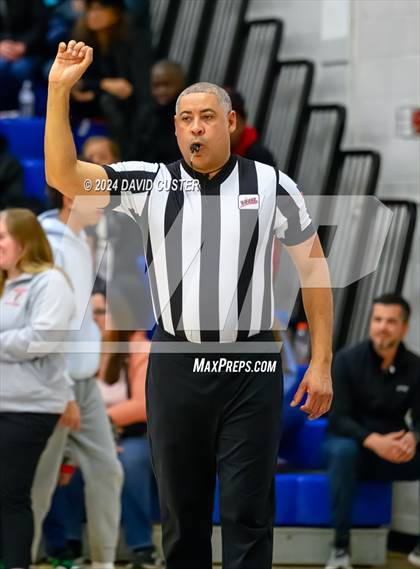Thumbnail 3 in James Madison @ South Lakes (VHSL Class 6 Region D Final) photogallery.