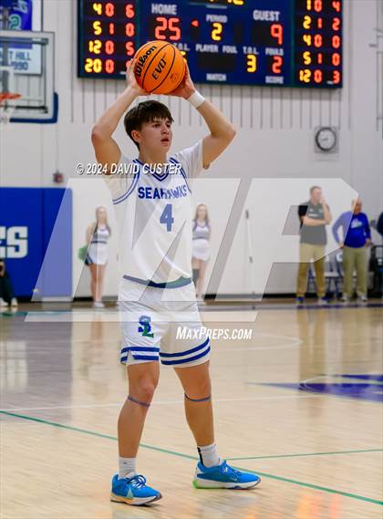Thumbnail 2 in James Madison @ South Lakes (VHSL Class 6 Region D Final) photogallery.