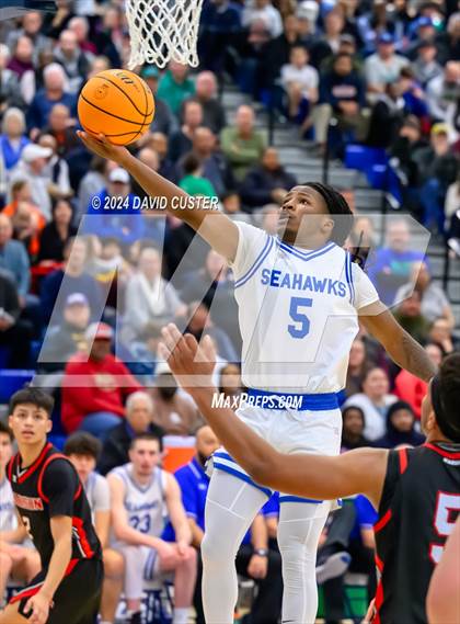 Thumbnail 3 in James Madison @ South Lakes (VHSL Class 6 Region D Final) photogallery.