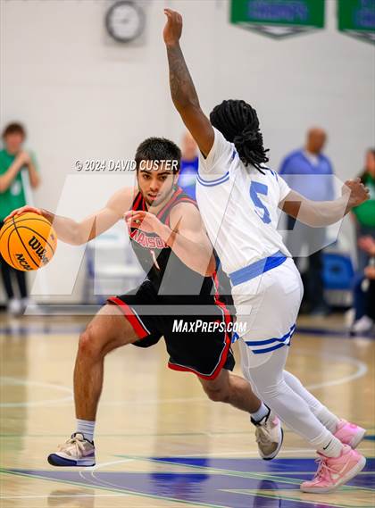 Thumbnail 3 in James Madison @ South Lakes (VHSL Class 6 Region D Final) photogallery.