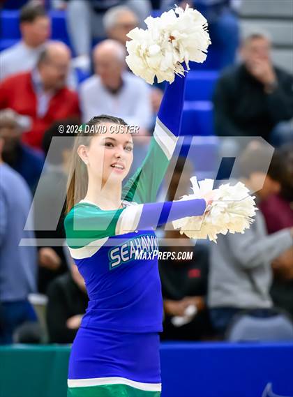 Thumbnail 3 in James Madison @ South Lakes (VHSL Class 6 Region D Final) photogallery.