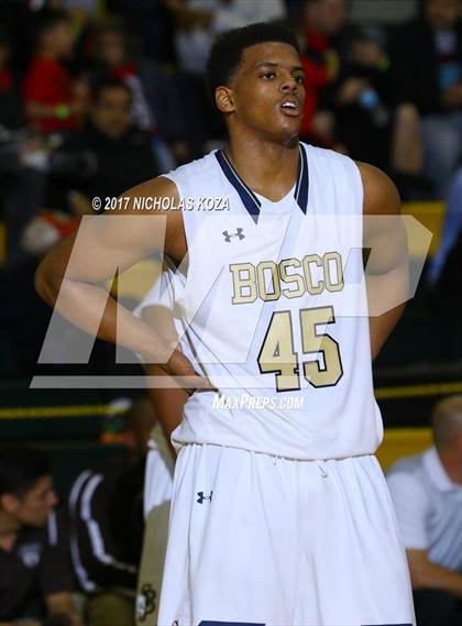 Thumbnail 1 in St. John Bosco vs. Crespi (The Classic at Damien) photogallery.