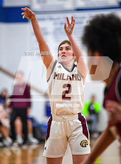 Thumbnail 2 in A&M Consolidated vs Milano (Cotton Christmas Classic) photogallery.