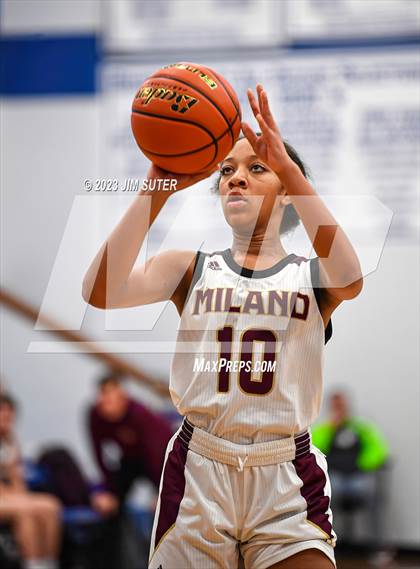 Thumbnail 3 in A&M Consolidated vs Milano (Cotton Christmas Classic) photogallery.