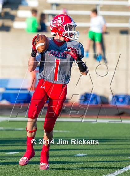 Thumbnail 1 in Hico vs Dublin photogallery.