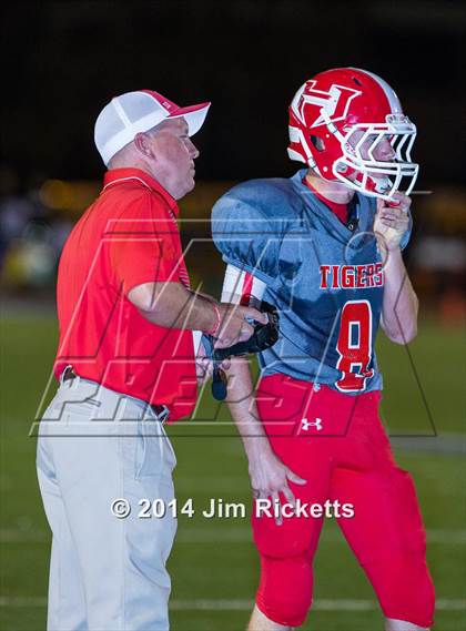 Thumbnail 3 in Hico vs Dublin photogallery.