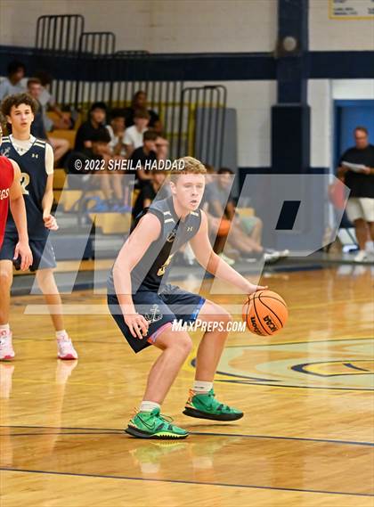 Thumbnail 2 in Northside Christian vs Admiral Farragut  (The Hoop Vibe) photogallery.