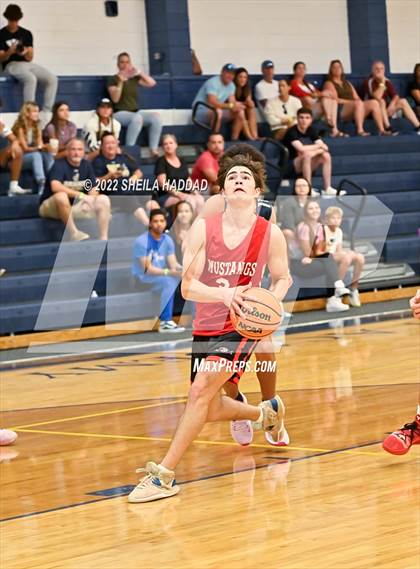 Thumbnail 3 in Northside Christian vs Admiral Farragut  (The Hoop Vibe) photogallery.