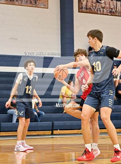 Thumbnail 2 in Northside Christian vs Admiral Farragut  (The Hoop Vibe) photogallery.