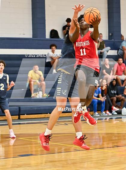 Thumbnail 1 in Northside Christian vs Admiral Farragut  (The Hoop Vibe) photogallery.