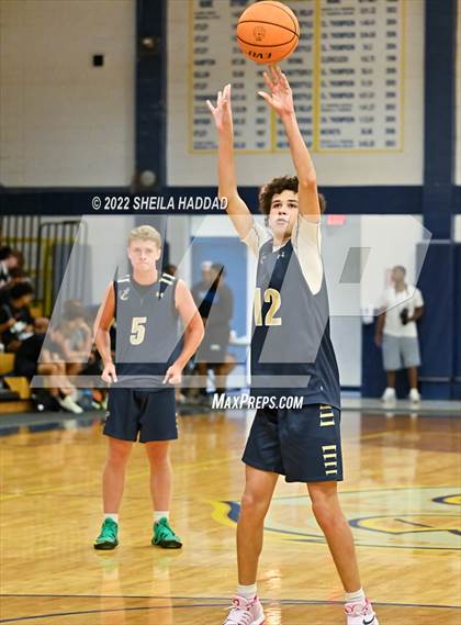 Thumbnail 2 in Northside Christian vs Admiral Farragut  (The Hoop Vibe) photogallery.