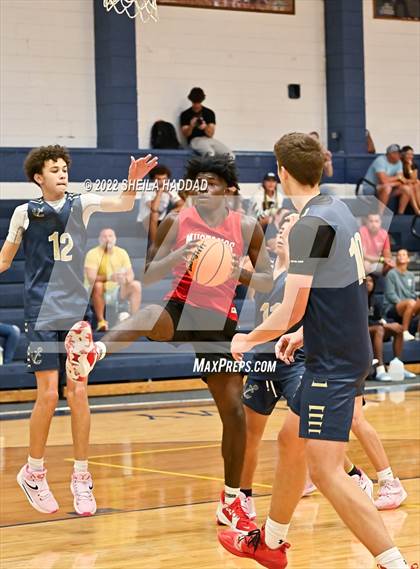 Thumbnail 1 in Northside Christian vs Admiral Farragut  (The Hoop Vibe) photogallery.
