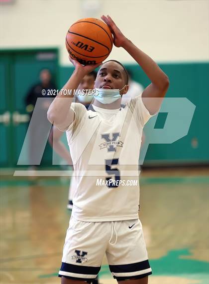 Thumbnail 1 in Providence Day @ York Prep photogallery.
