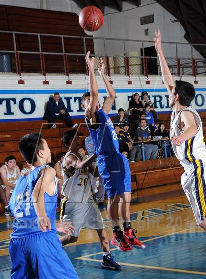 Thumbnail 2 in Alhambra vs San Gabriel (San Marino Tournament) photogallery.