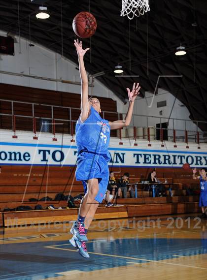 Thumbnail 3 in Alhambra vs San Gabriel (San Marino Tournament) photogallery.
