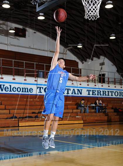Thumbnail 3 in Alhambra vs San Gabriel (San Marino Tournament) photogallery.
