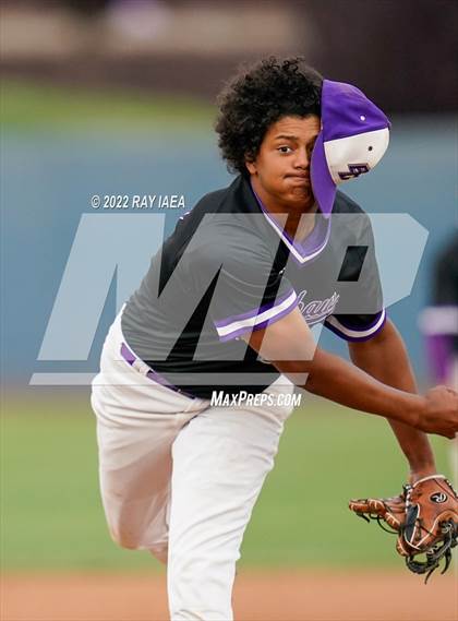 Thumbnail 2 in Bradshaw Christian vs. Hughson (CIF SJS D5 Final) photogallery.