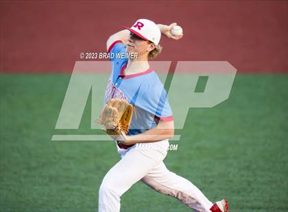 Thumbnail 2 in E.D. White vs Archbishop Rummel (Mike Miley Stadium) photogallery.