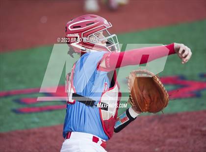 Thumbnail 2 in E.D. White vs Archbishop Rummel (Mike Miley Stadium) photogallery.