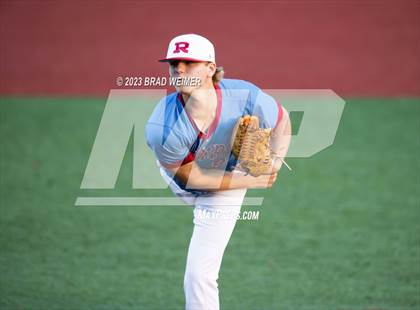 Thumbnail 3 in E.D. White vs Archbishop Rummel (Mike Miley Stadium) photogallery.