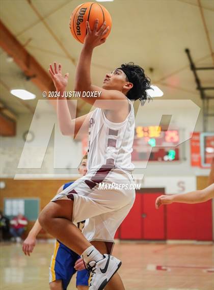 Thumbnail 3 in Lund vs. Elko  photogallery.