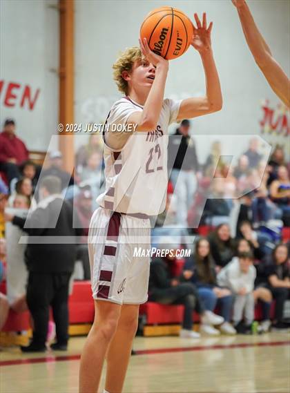 Thumbnail 1 in Lund vs. Elko  photogallery.