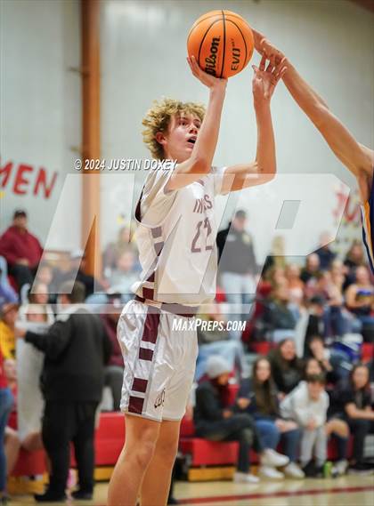 Thumbnail 2 in Lund vs. Elko  photogallery.