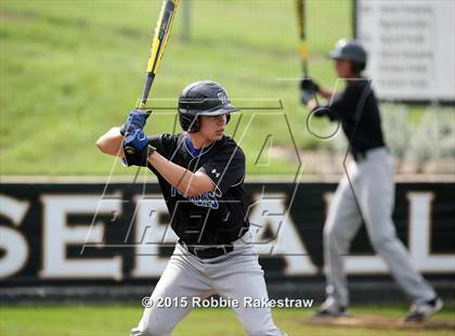 Thumbnail 2 in Crandall vs. Spring Hill (UIL 4A Region 2 Area Playoff) photogallery.