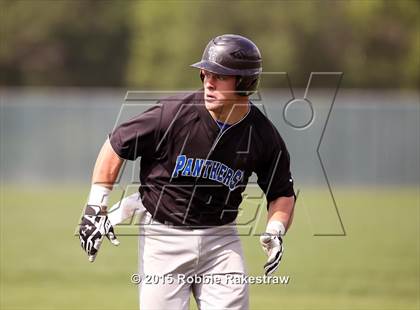 Thumbnail 2 in Crandall vs. Spring Hill (UIL 4A Region 2 Area Playoff) photogallery.