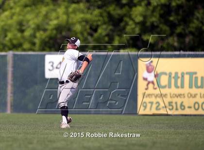 Thumbnail 1 in Crandall vs. Spring Hill (UIL 4A Region 2 Area Playoff) photogallery.