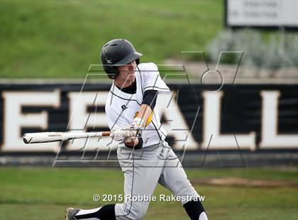 Thumbnail 1 in Crandall vs. Spring Hill (UIL 4A Region 2 Area Playoff) photogallery.