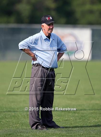 Thumbnail 1 in Crandall vs. Spring Hill (UIL 4A Region 2 Area Playoff) photogallery.
