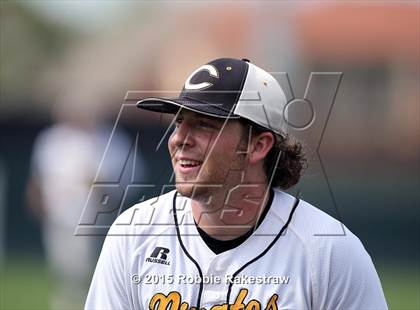 Thumbnail 3 in Crandall vs. Spring Hill (UIL 4A Region 2 Area Playoff) photogallery.