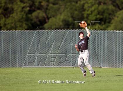 Thumbnail 3 in Crandall vs. Spring Hill (UIL 4A Region 2 Area Playoff) photogallery.