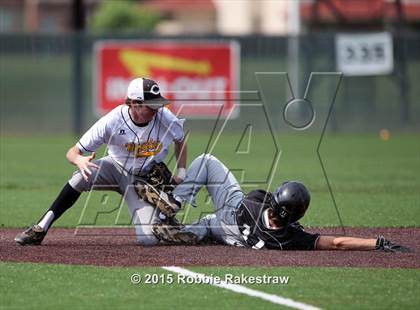 Thumbnail 2 in Crandall vs. Spring Hill (UIL 4A Region 2 Area Playoff) photogallery.