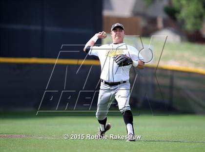 Thumbnail 3 in Crandall vs. Spring Hill (UIL 4A Region 2 Area Playoff) photogallery.