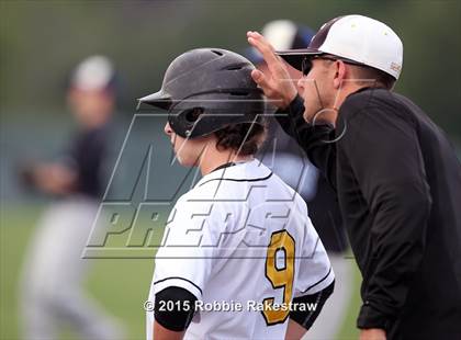 Thumbnail 3 in Crandall vs. Spring Hill (UIL 4A Region 2 Area Playoff) photogallery.