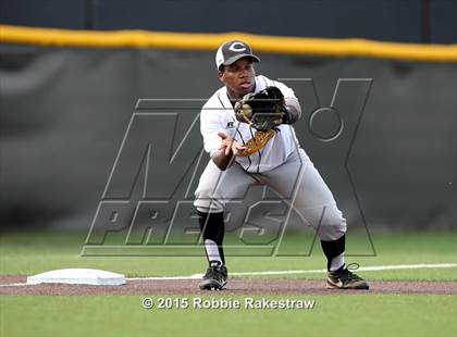 Thumbnail 2 in Crandall vs. Spring Hill (UIL 4A Region 2 Area Playoff) photogallery.